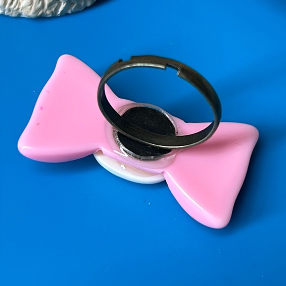 🖤New💕Barbie x Hello Kitty handcrafted ring - Picture 6 of 10